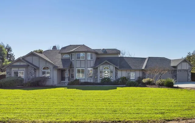 $1,499,000 | 7000 Diablo Hills Road, Tres Pinos, CA 95075