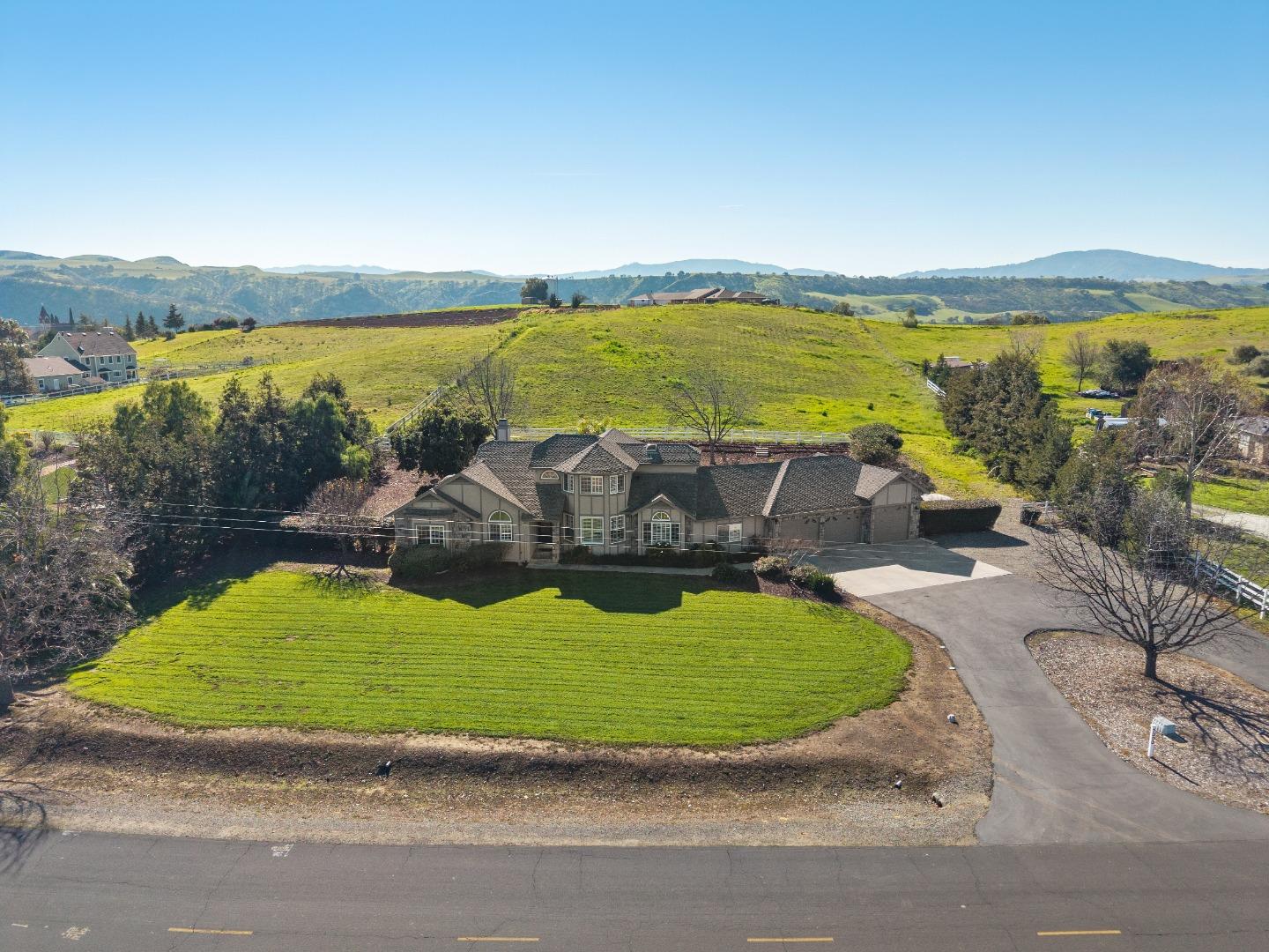 7000 Diablo Hills Road Tres Pinos, CA 95075 - Photo 45 of 47