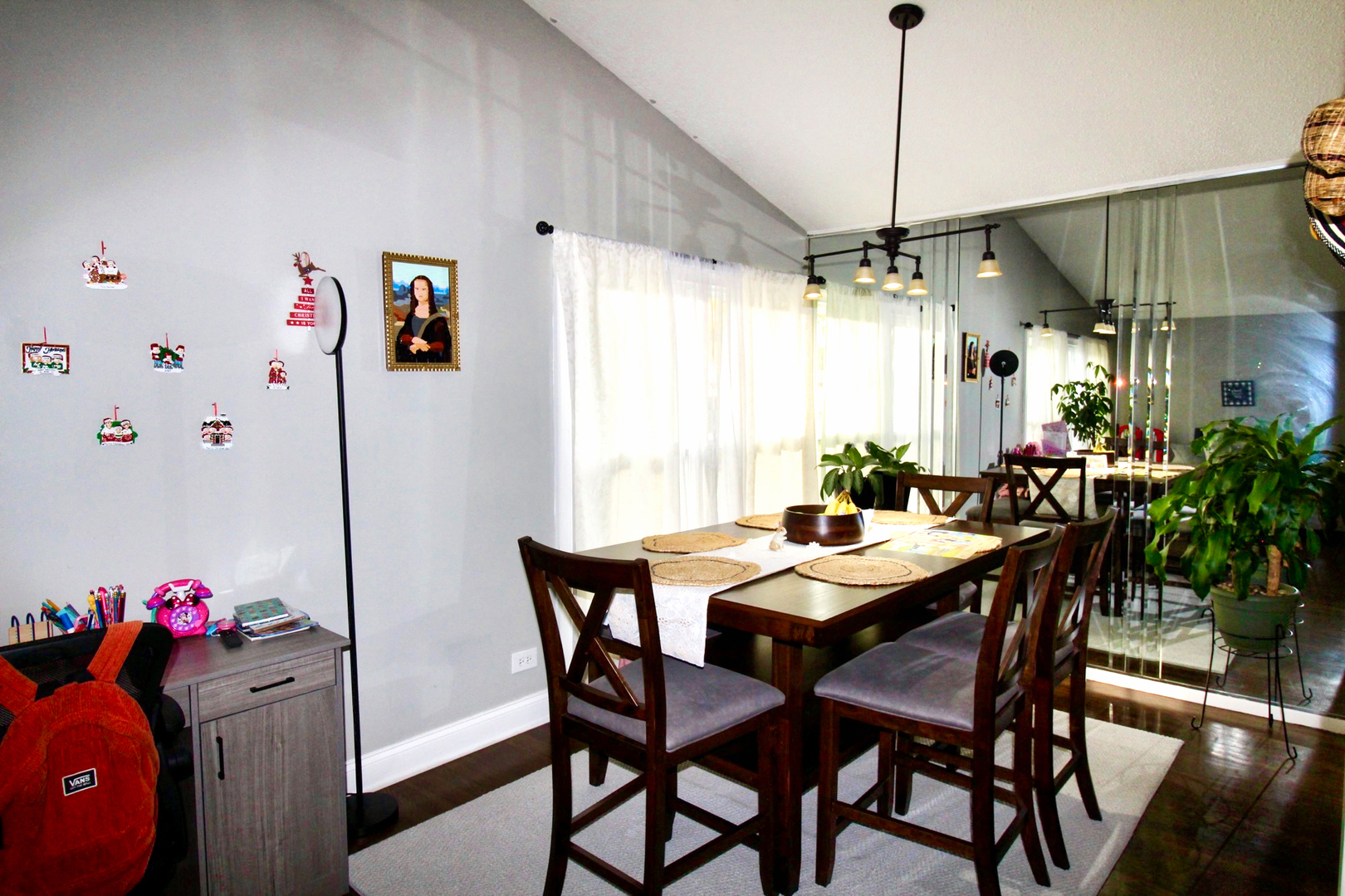 16637 Paulina Street Markham, IL 60428 - Photo 4 of 20 a view of a dining room with furniture and window