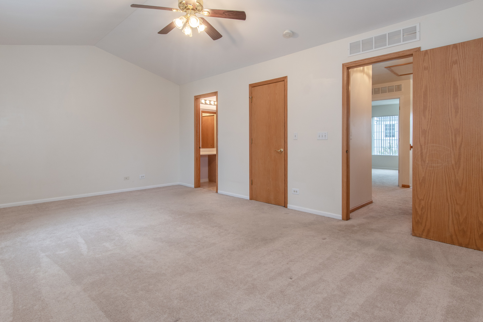 114 Enclave Circle, Unit B Bolingbrook, IL 60440 - Photo 22 of 32