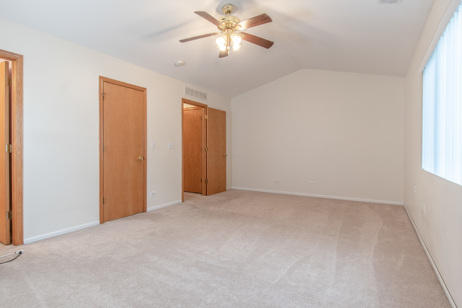 114 Enclave Circle, Unit B Bolingbrook, IL 60440 - Photo 23 of 32