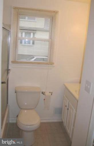 3724 East Joppa Road Nottingham, MD 21236 - Photo 6 of 18 Bath #1