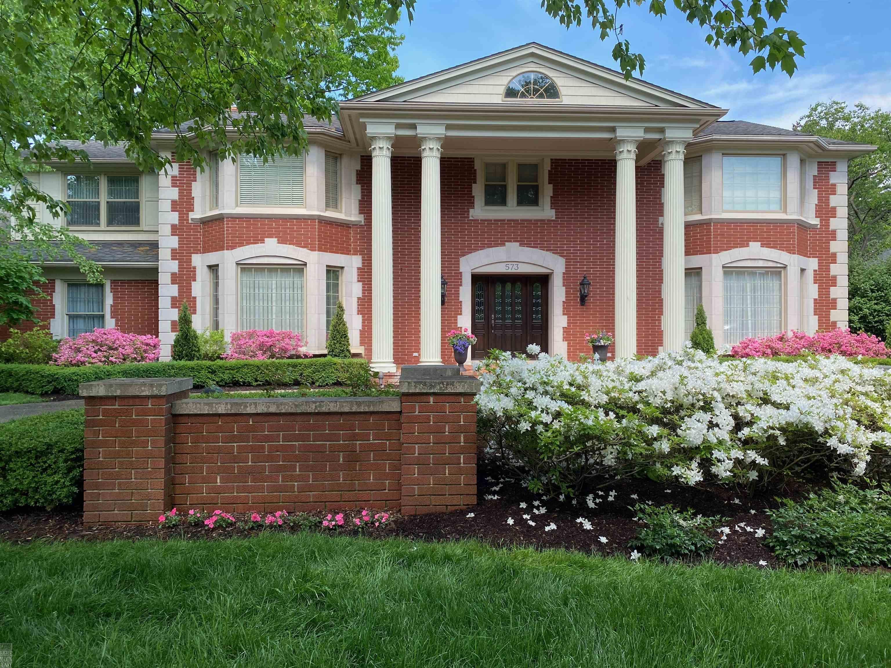 573 Shelden Road Grosse Pointe Shores, MI 48236 - Photo 37 of 40