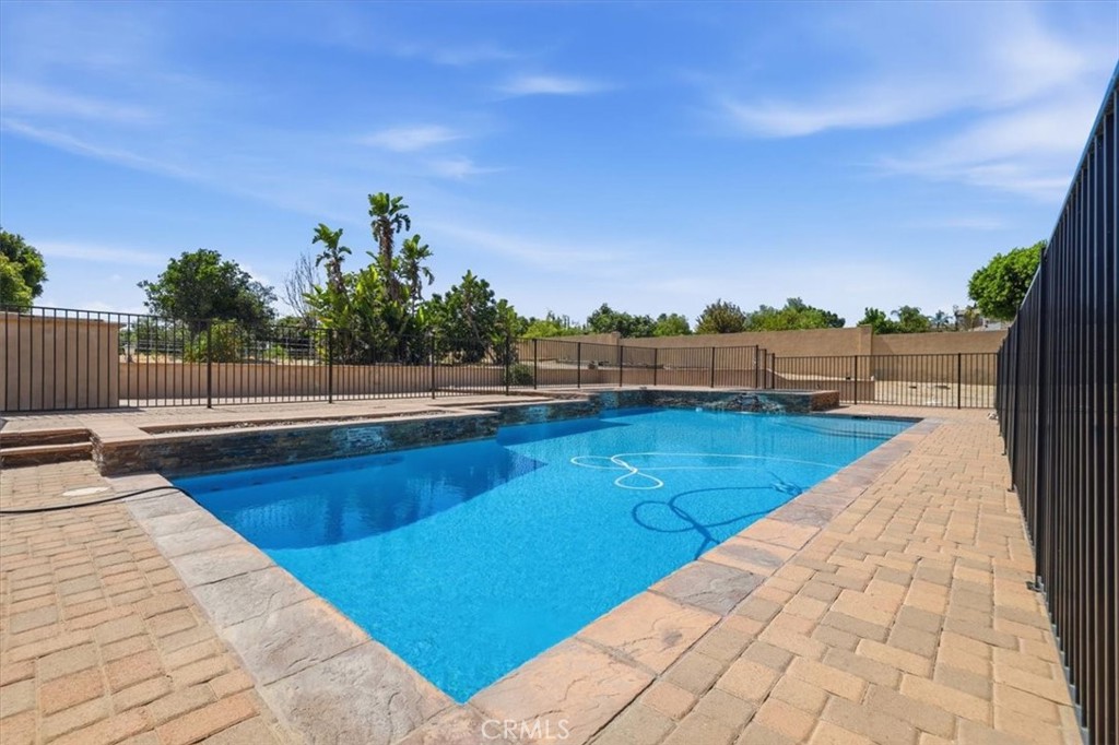17731 Glen Hollow Way Riverside, CA 92504 - Photo 58 of 66
