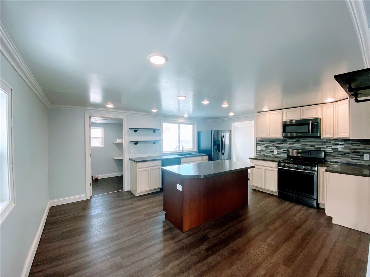 1107 East Smith Road Bay City, MI 48706 - Photo 10 of 25