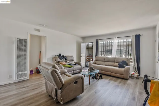 $675,000 | 1927 82nd Avenue, Oakland, CA 94621