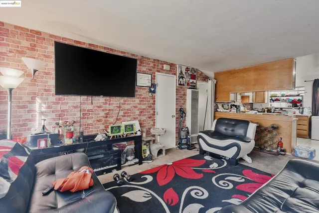 $675,000 | 1927 82nd Avenue, Oakland, CA 94621