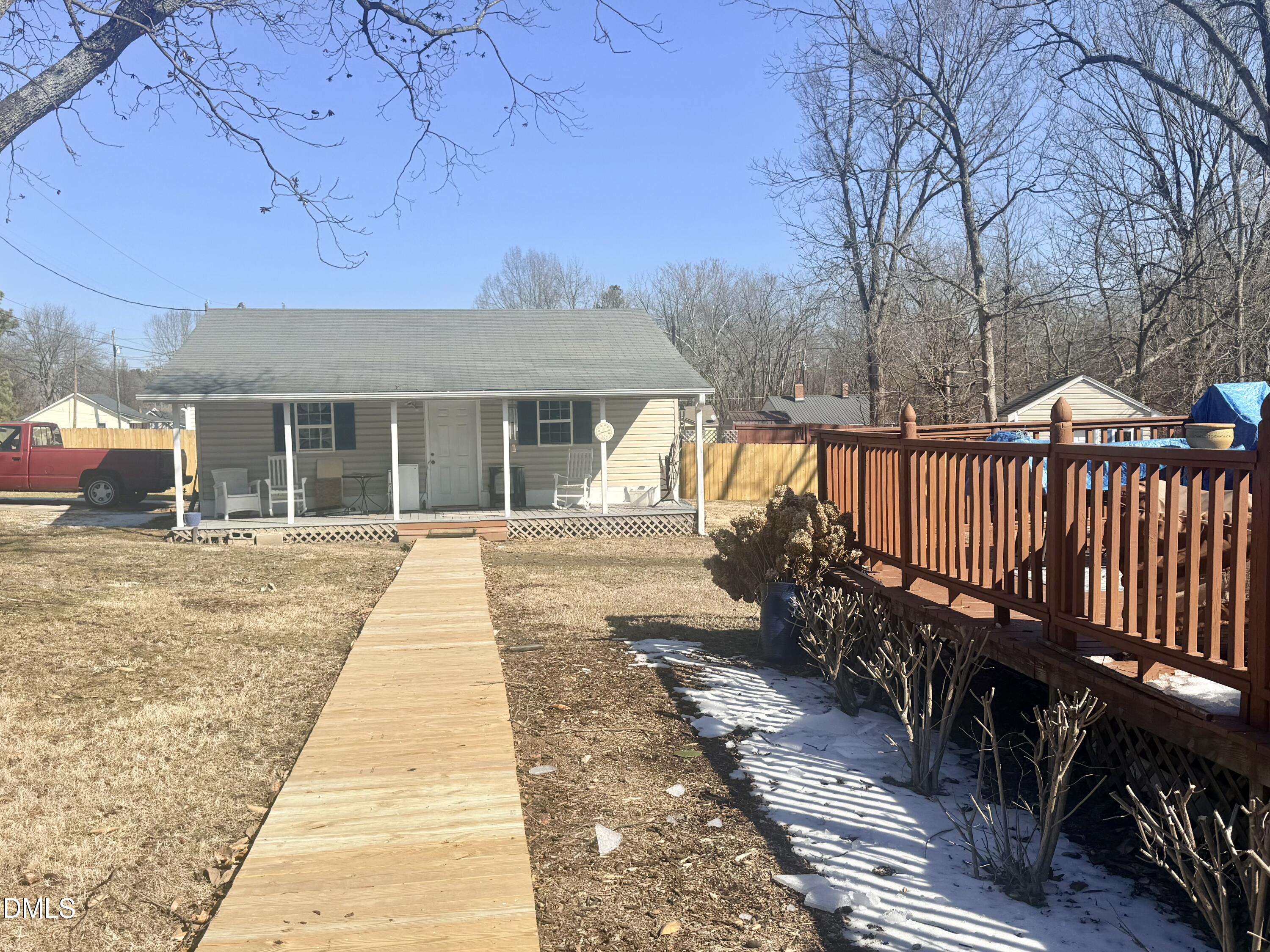 420 Reams Avenue Roxboro, NC 27573 - Photo 6 of 61 IMG_5243