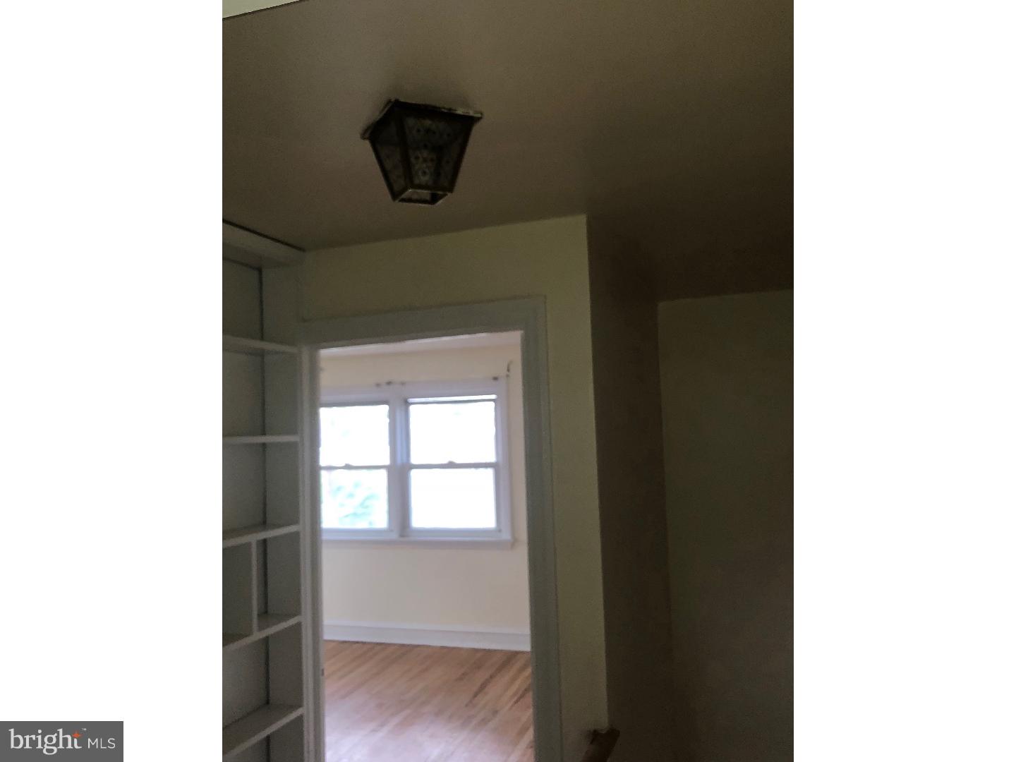 824 Laurel Road Yeadon, PA 19050 - Photo 5 of 11 Gallery Image 5
