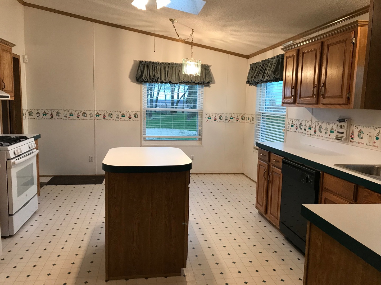 4101 East 4th Road Mendota, IL 61342 - Photo 9 of 15