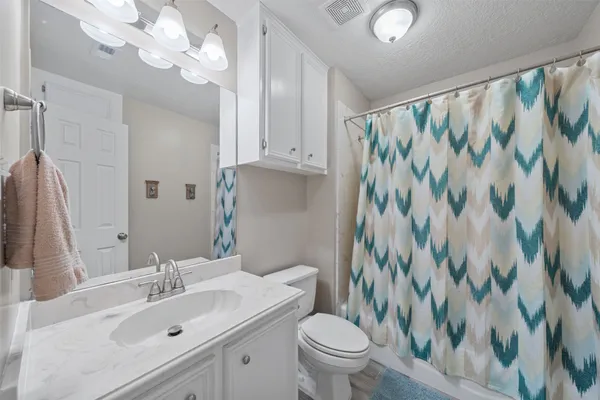 $2,600 | 18823 Cypress Church Road, Cypress, TX 77433
