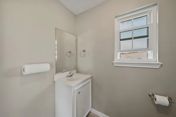 $2,600 | 18823 Cypress Church Road, Cypress, TX 77433