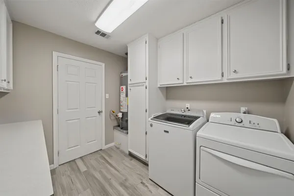 $2,600 | 18823 Cypress Church Road, Cypress, TX 77433