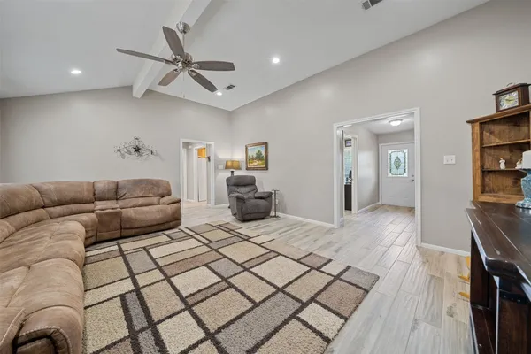 $2,600 | 18823 Cypress Church Road, Cypress, TX 77433
