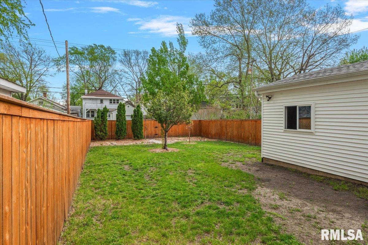 1816 South Lowell Avenue Springfield, IL 62704 - Photo 19 of 24