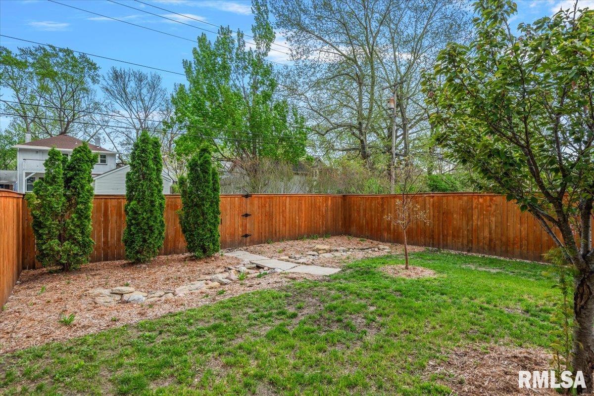 1816 South Lowell Avenue Springfield, IL 62704 - Photo 20 of 24