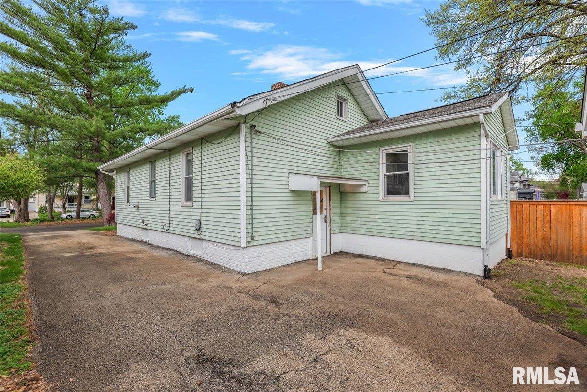 1816 South Lowell Avenue Springfield, IL 62704 - Photo 23 of 24