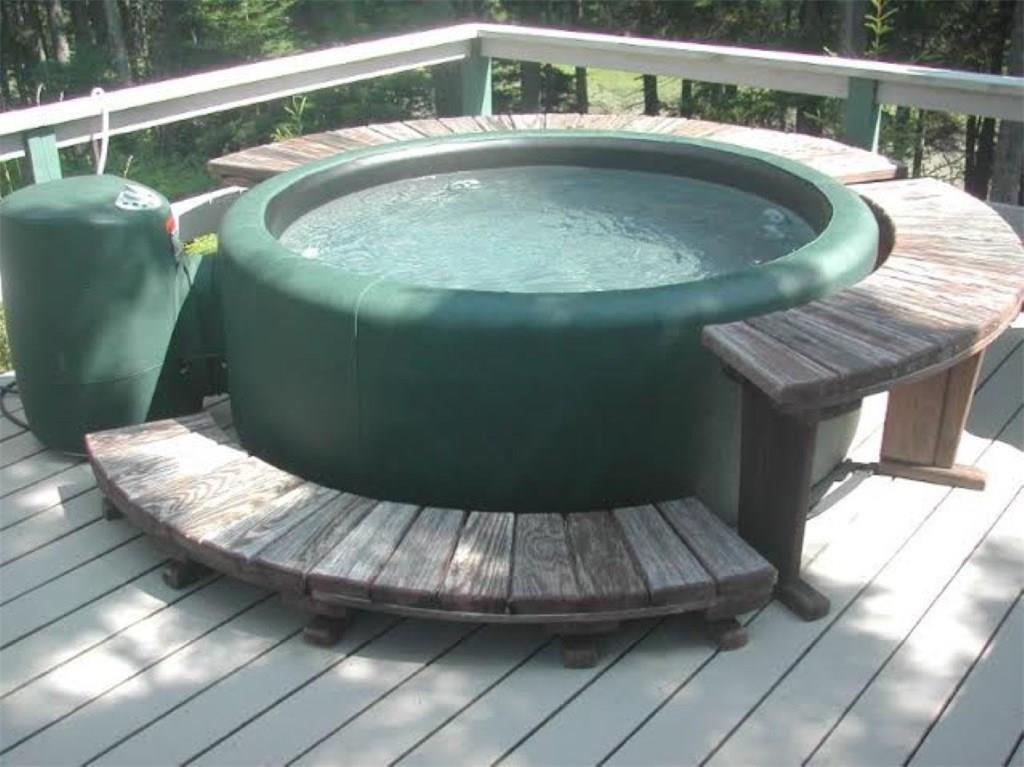 154 Boulder Hill Road Tenants Harbor, ME 04860 - Photo 16 of 16 Deck with hot tub.