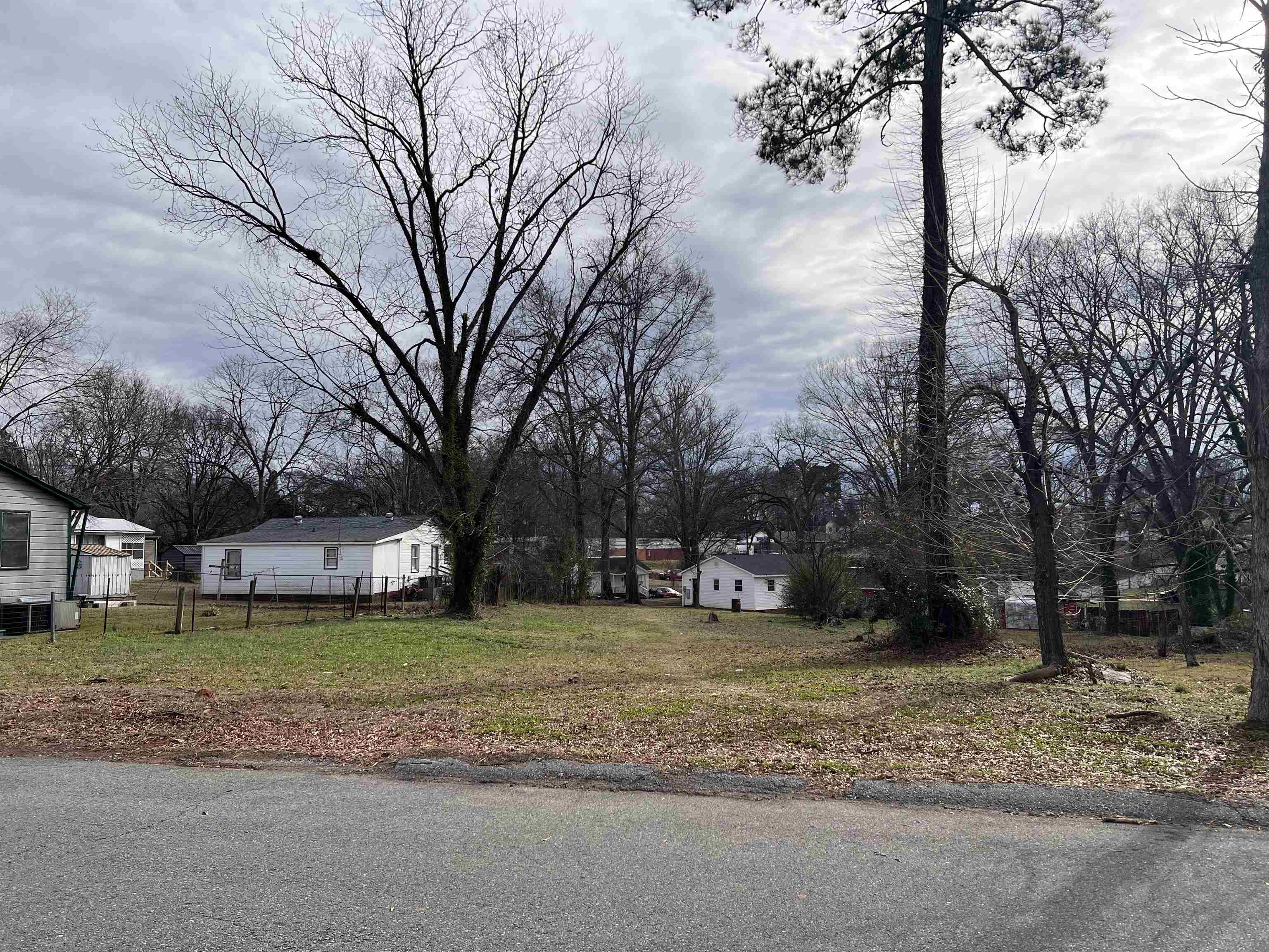 620 Broad Street Gaffney, SC 29341 - Photo 2 of 3