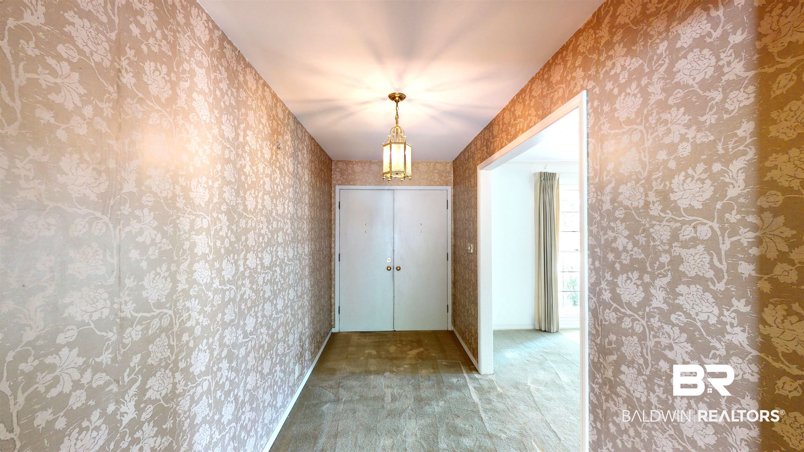 24 Ashley Drive Mobile, AL 36608 - Photo 3 of 37
