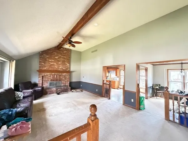 $290,000 | 613 Southeast Brentwood Drive, Lee's Summit, MO 64063