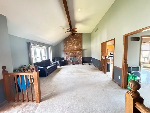 $290,000 | 613 Southeast Brentwood Drive, Lee's Summit, MO 64063
