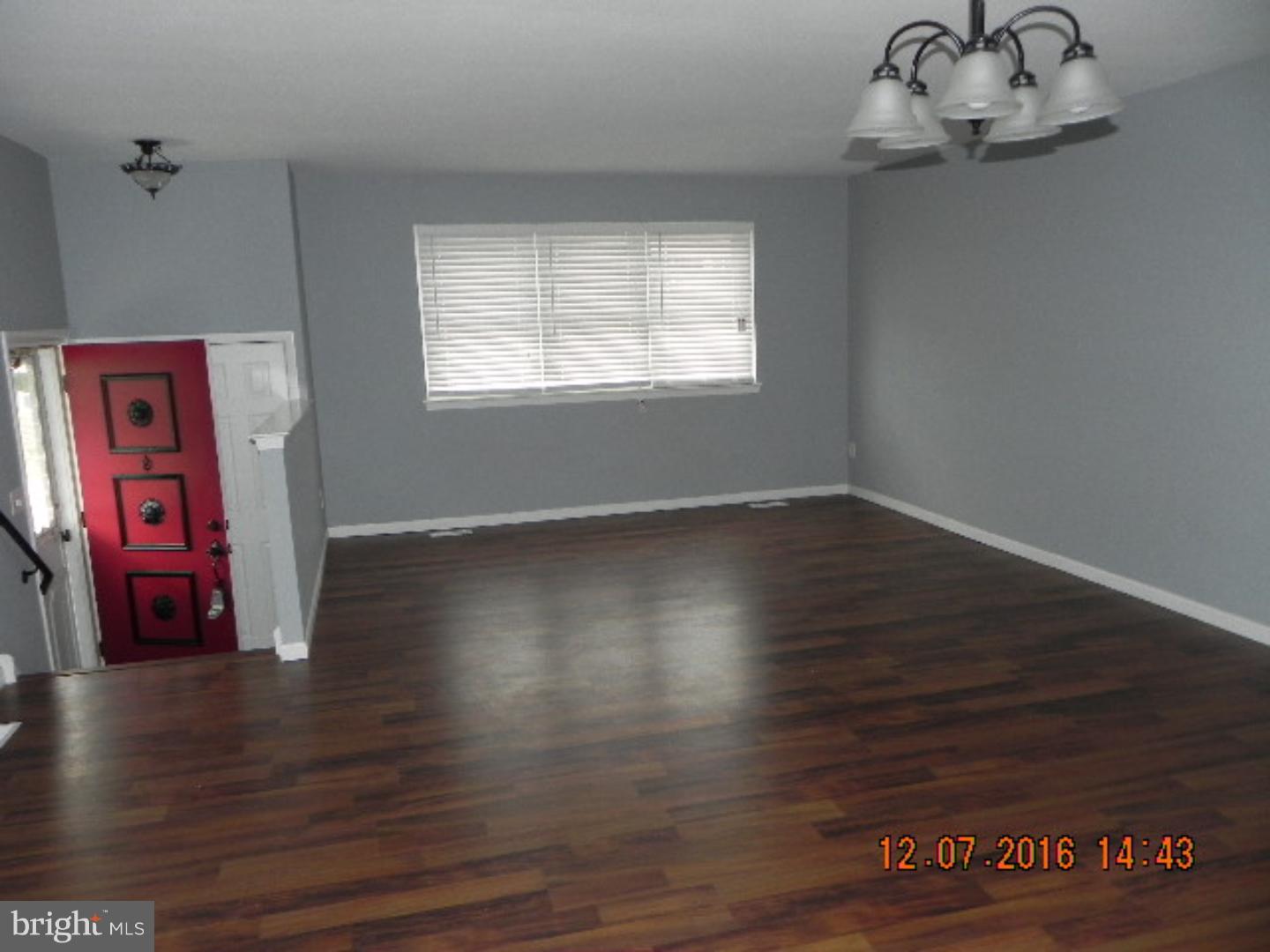 8521 Ridgeway Street Philadelphia, PA 19111 - Photo 4 of 17 Gallery Image 4