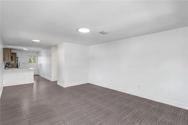 $3,000 | 2132 Northwest 47th Street, Unit 2132, Miami, FL 33142