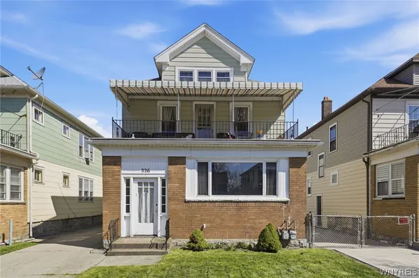 $1,795 | 226 Tacoma Avenue, Buffalo, NY 14216