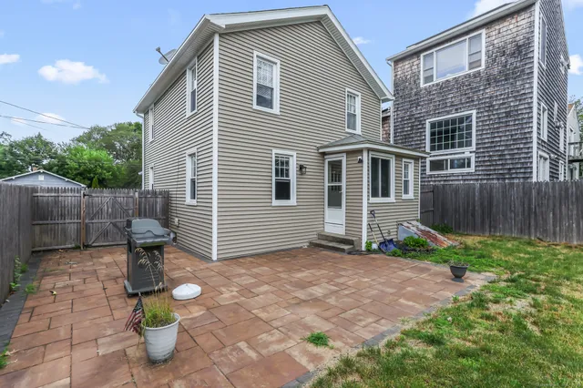 $425,000 | 5 Vine Street, Milford, CT 06460