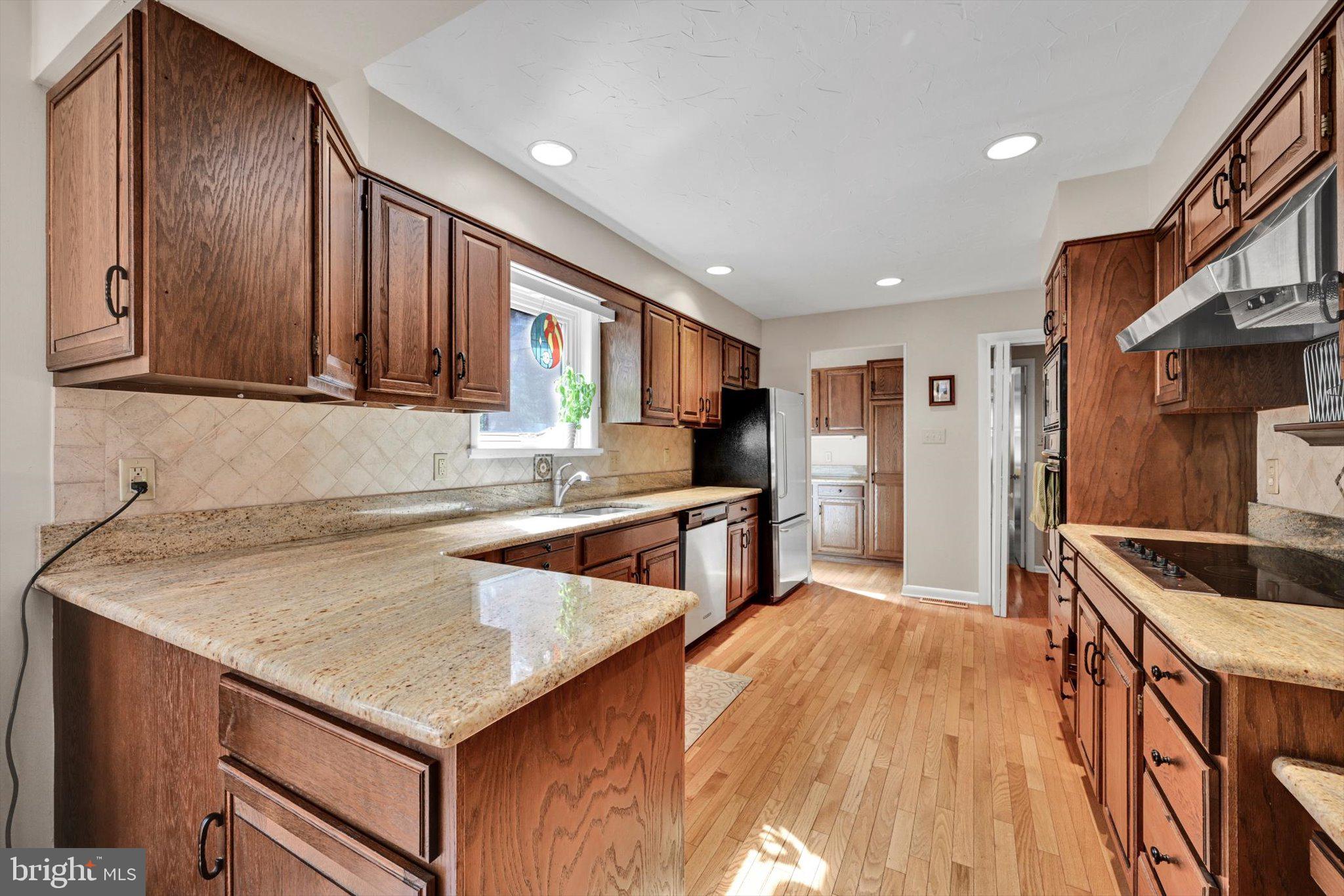 5635 Crone Road Dover, PA 17315 - Photo 12 of 37