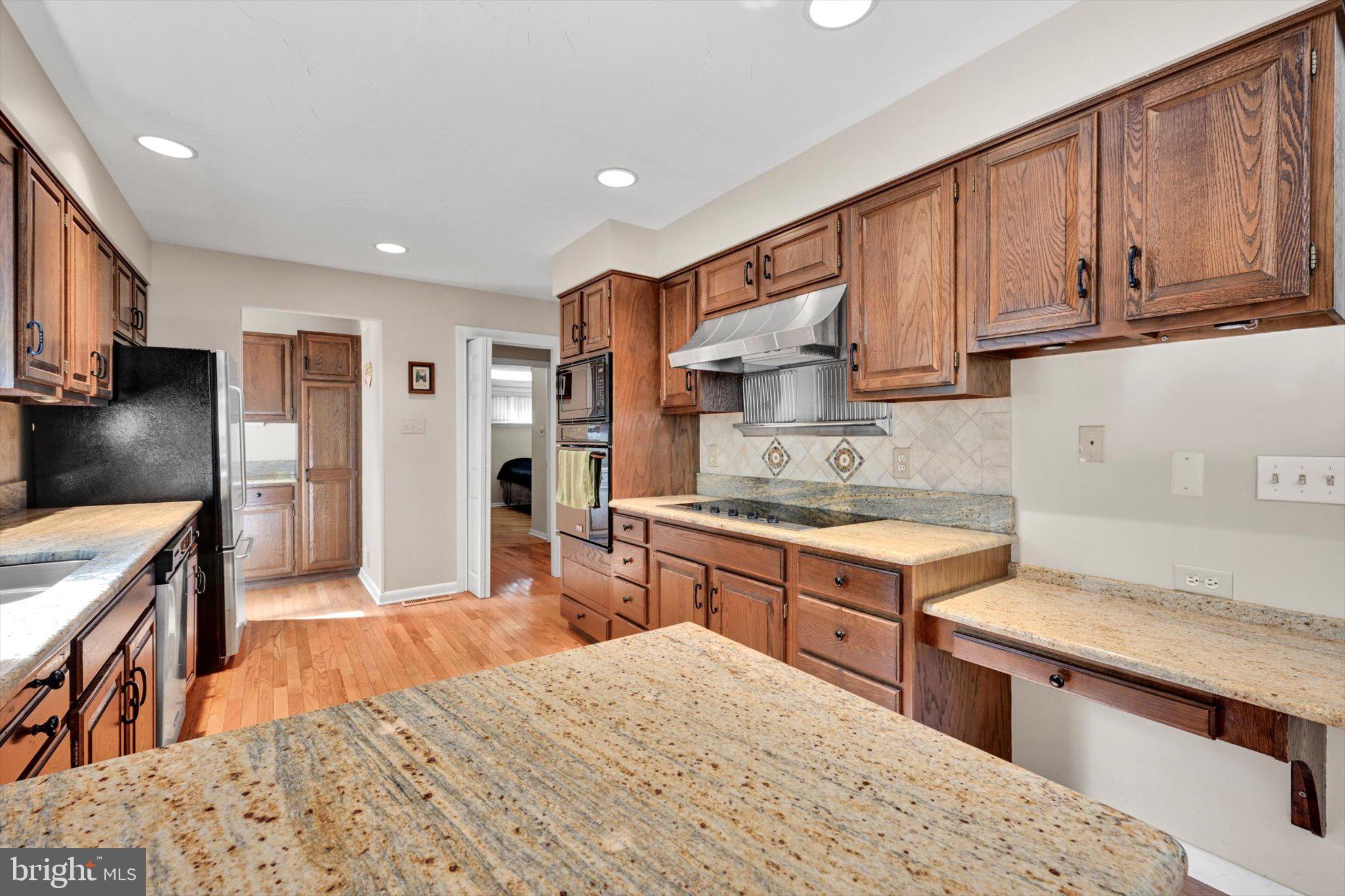 5635 Crone Road Dover, PA 17315 - Photo 10 of 37