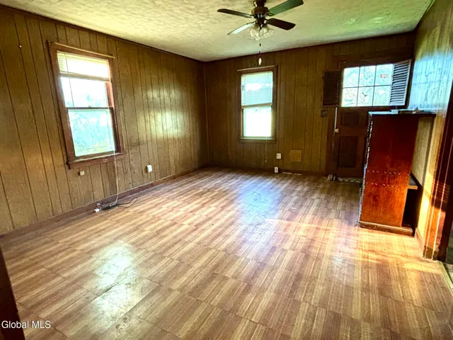 $258,900 | 1154 County Route 25, Kinderhook, NY 12106