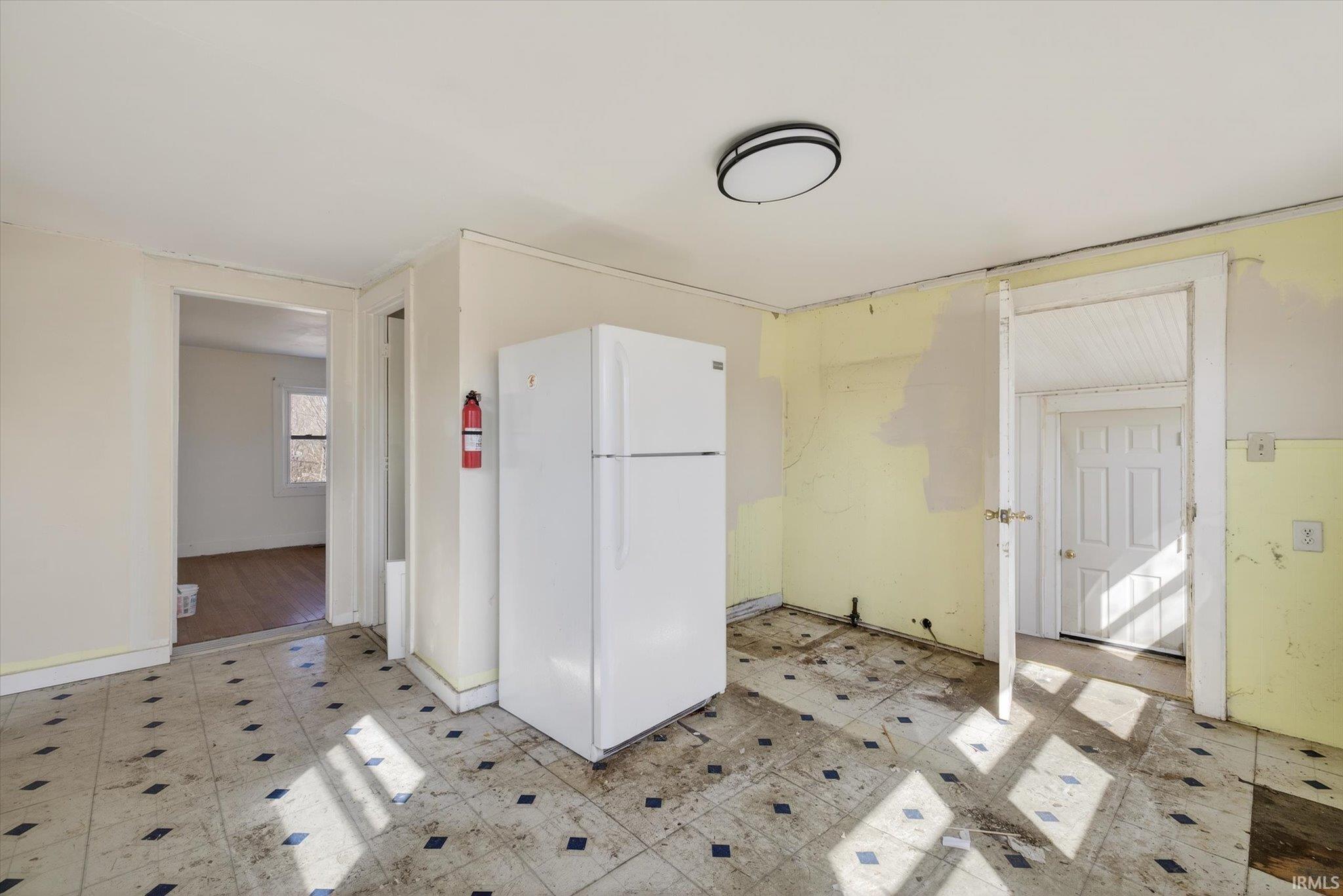 1530 West Arlington Road Bloomington, IN 47404 - Photo 12 of 29