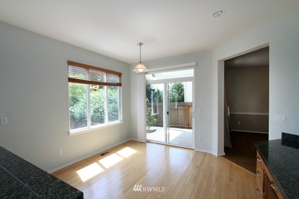 5125 Northeast 5th Street Renton, WA 98059 - Photo 11 of 24