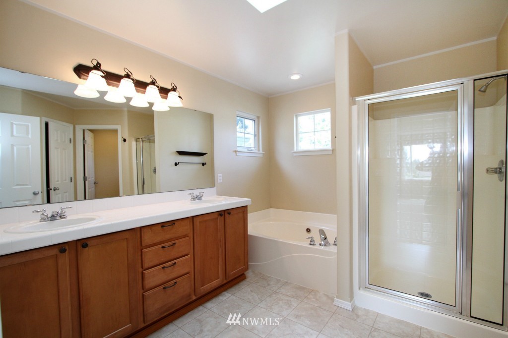 5125 Northeast 5th Street Renton, WA 98059 - Photo 14 of 24