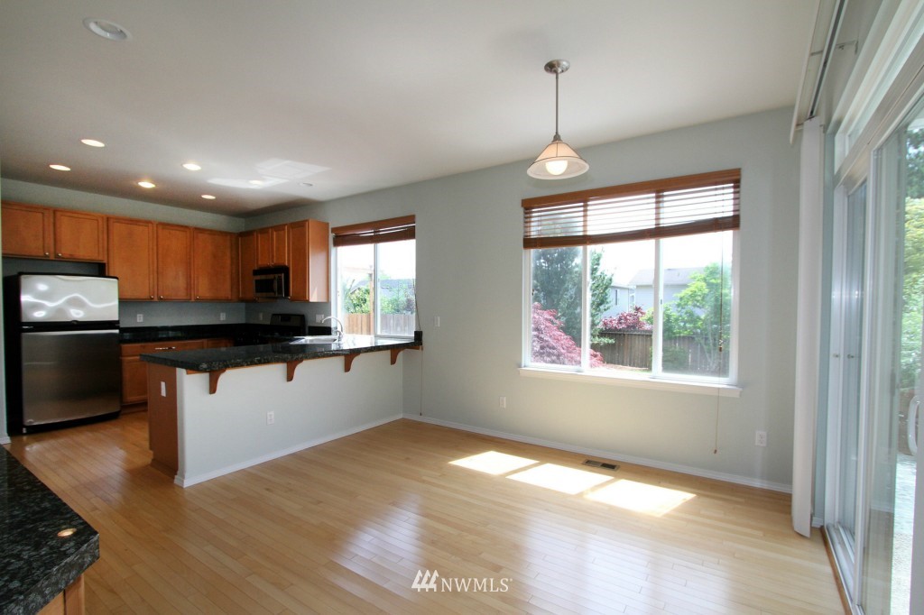 5125 Northeast 5th Street Renton, WA 98059 - Photo 10 of 24