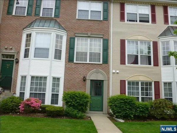 $3,150 | 499 Quince Court, Mahwah, NJ 07430