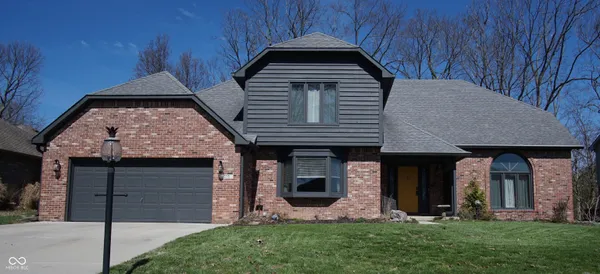 $425,000 | 375 Nottinghill Court, Indianapolis, IN 46234