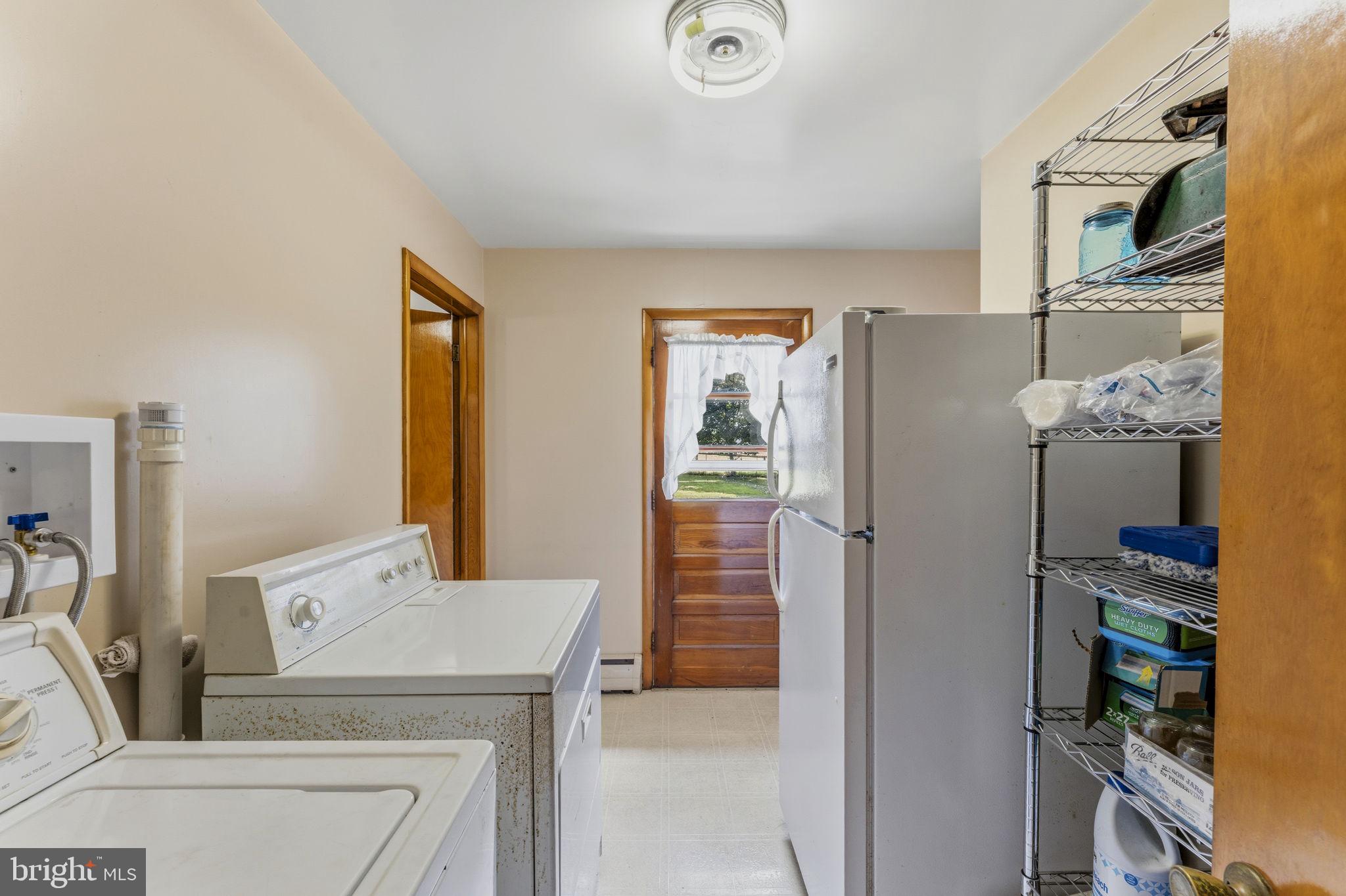 5049 Braddock Road Sykesville, MD 21784 - Photo 33 of 46 Main level laundry