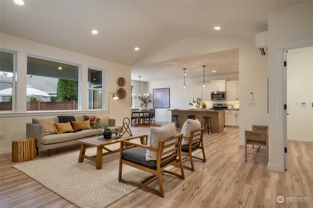 $699,900 | 650 Bucko Avenue, Sedro-Woolley, WA 98284