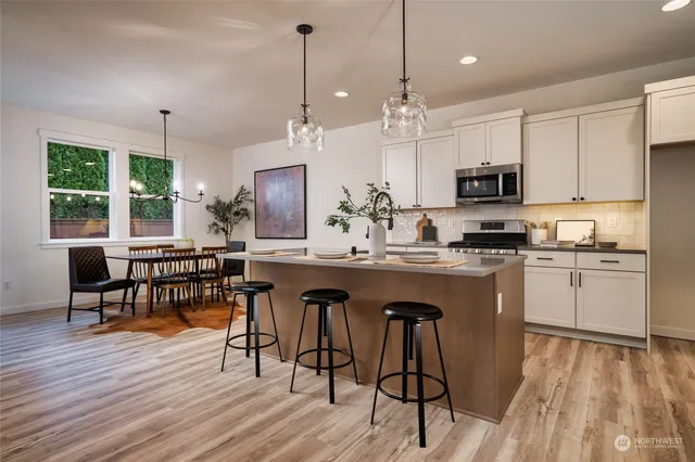 $699,900 | 650 Bucko Avenue, Sedro-Woolley, WA 98284