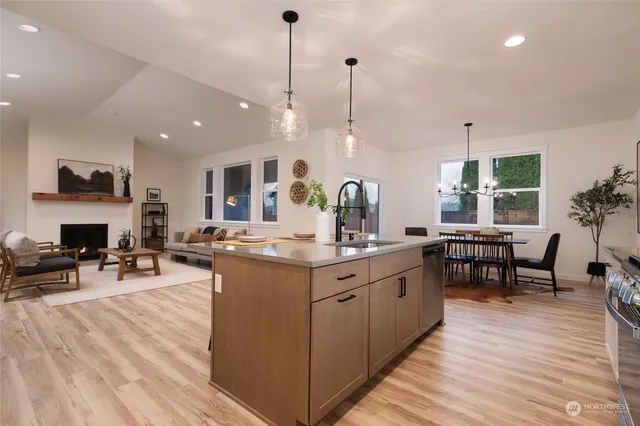 $699,900 | 650 Bucko Avenue, Sedro-Woolley, WA 98284