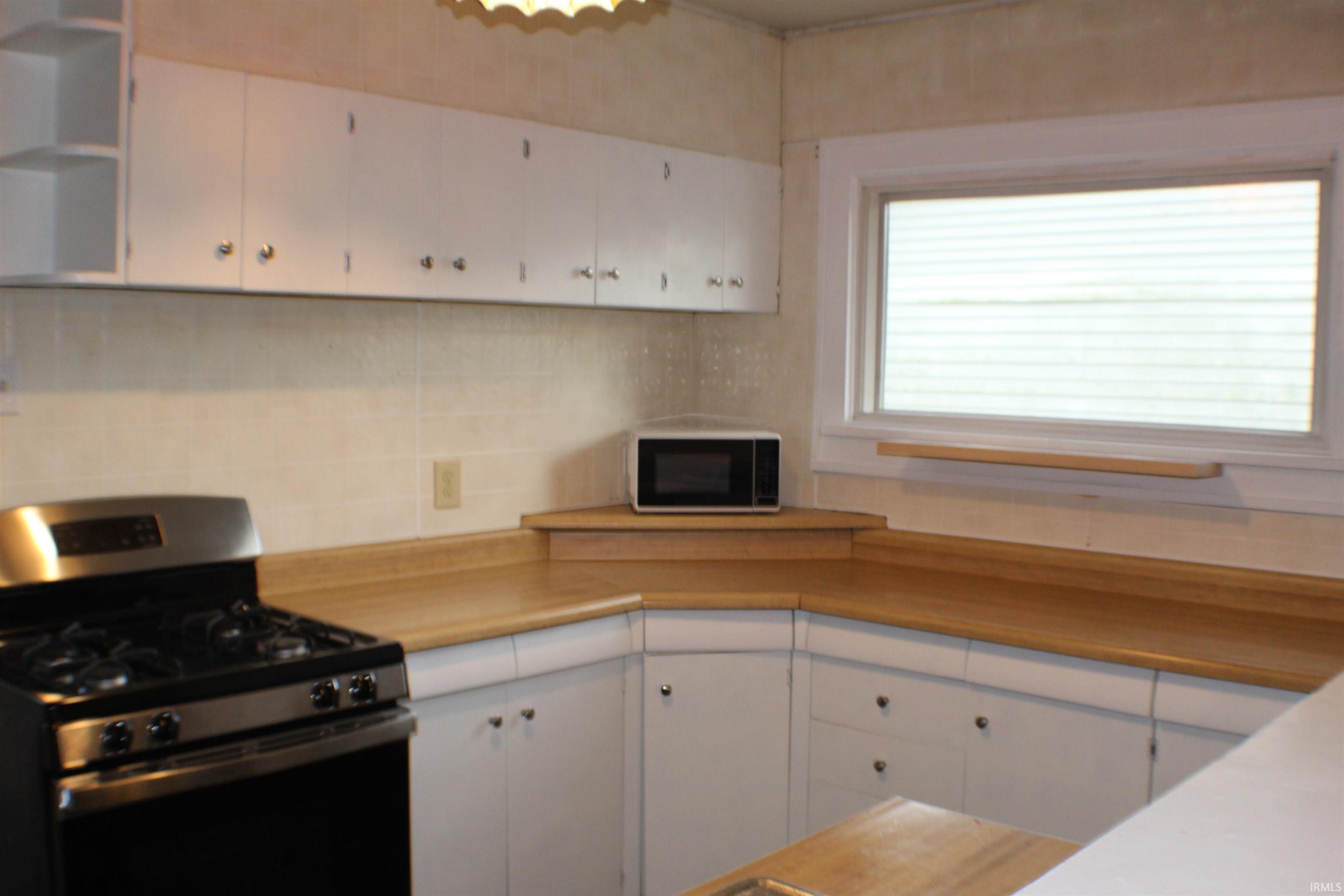 1569 Vernon Street Wabash, IN 46992 - Photo 10 of 18