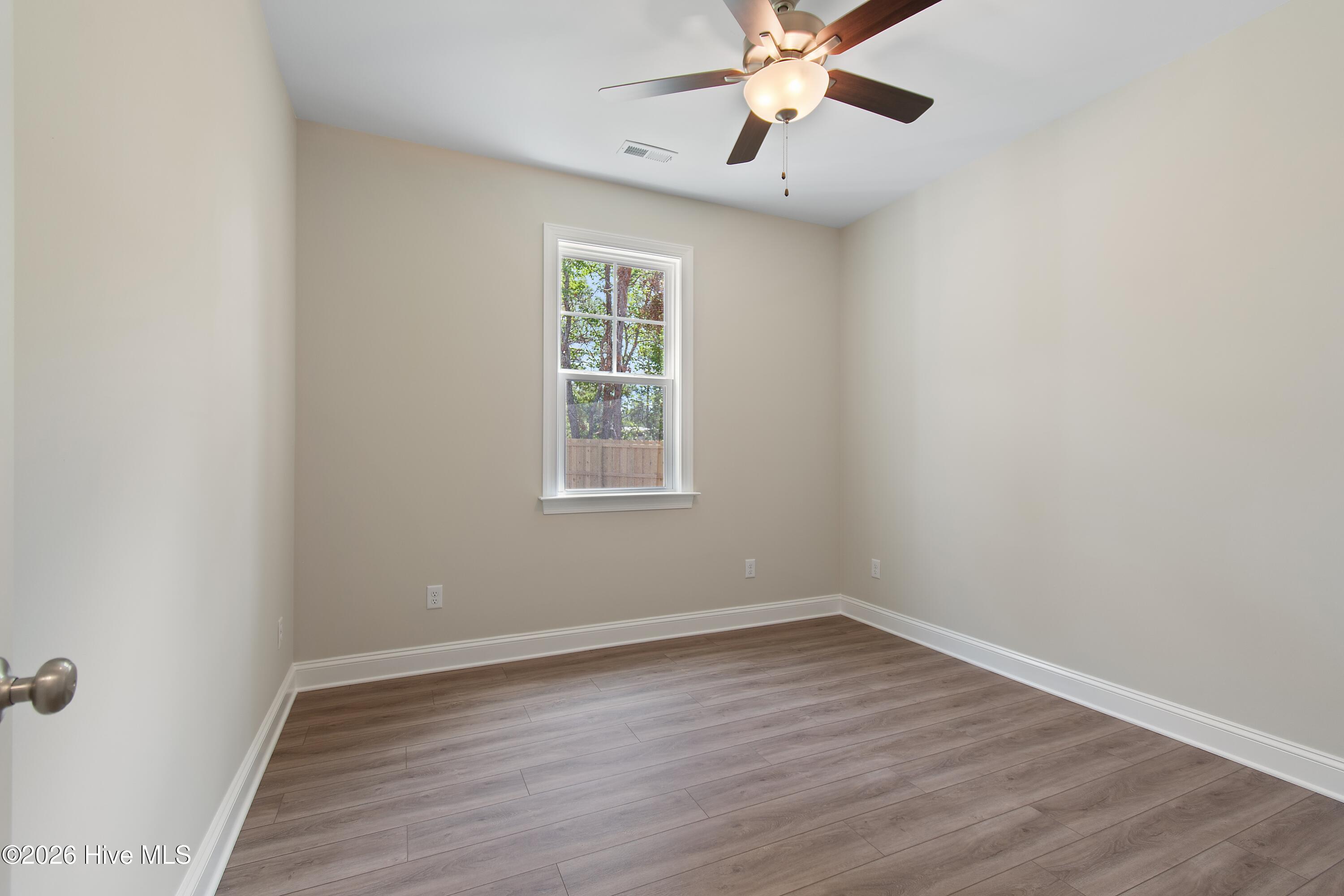 184 Elm Road Southport, NC 28461 - Photo 26 of 64 Bedroom 3
