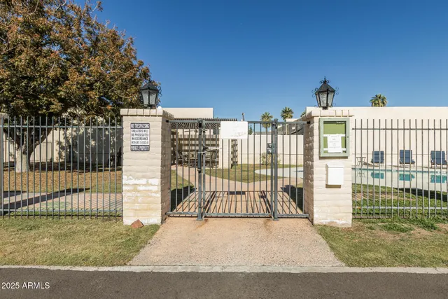 $1,900 | 2934 North 22nd Place, Phoenix, AZ 85016