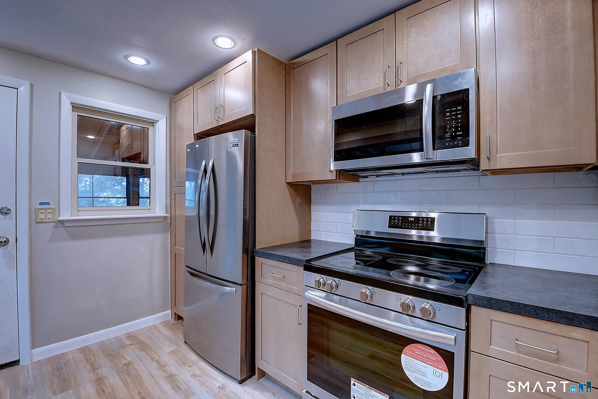96 Indian Spring Road Woodstock, CT 06282 - Photo 11 of 40