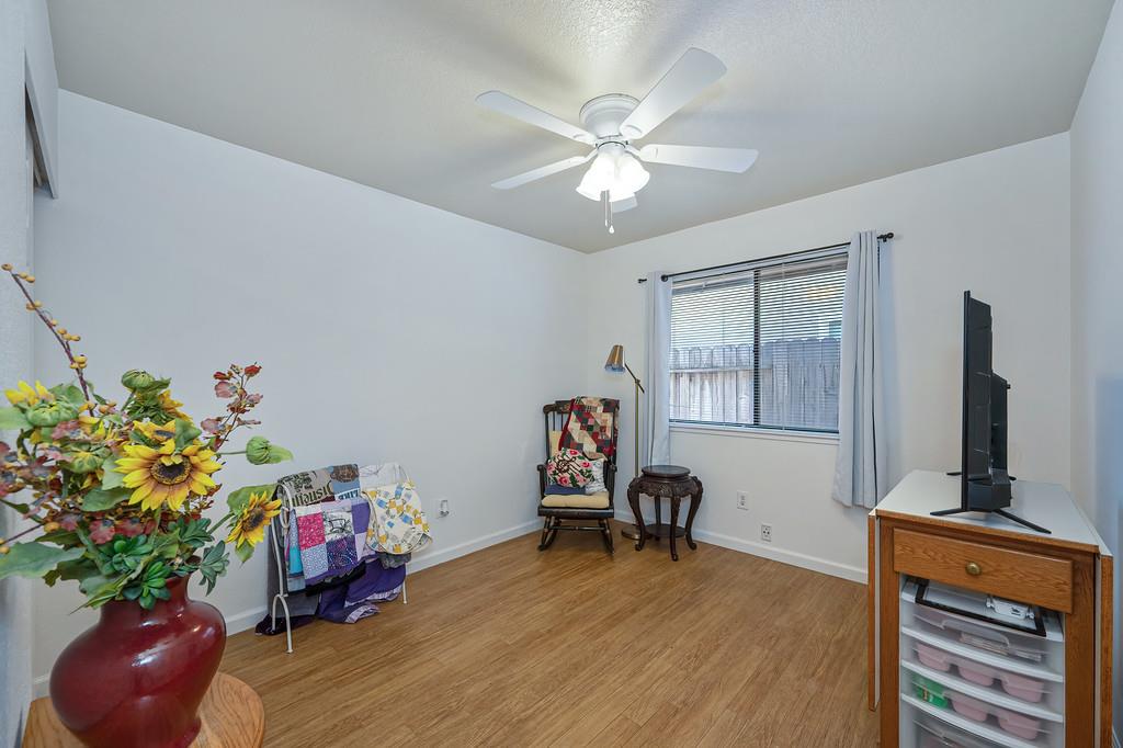 9963 River Mist Way Rancho Cordova, CA 95670 - Photo 18 of 34