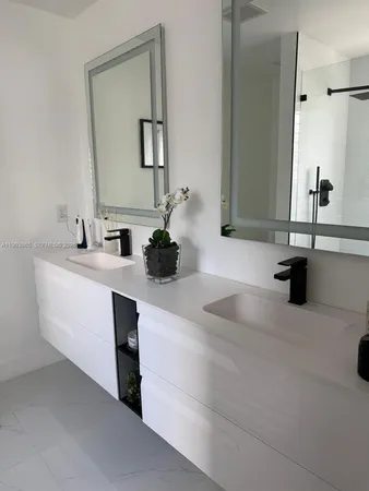 $3,500 | 16418 Southwest 72nd Terrace, Miami, FL 33193