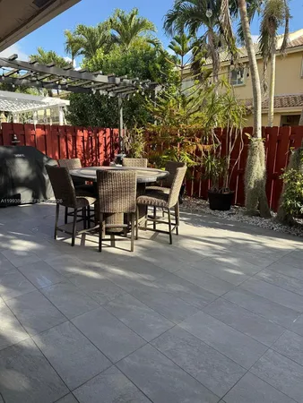 $3,500 | 16418 Southwest 72nd Terrace, Miami, FL 33193